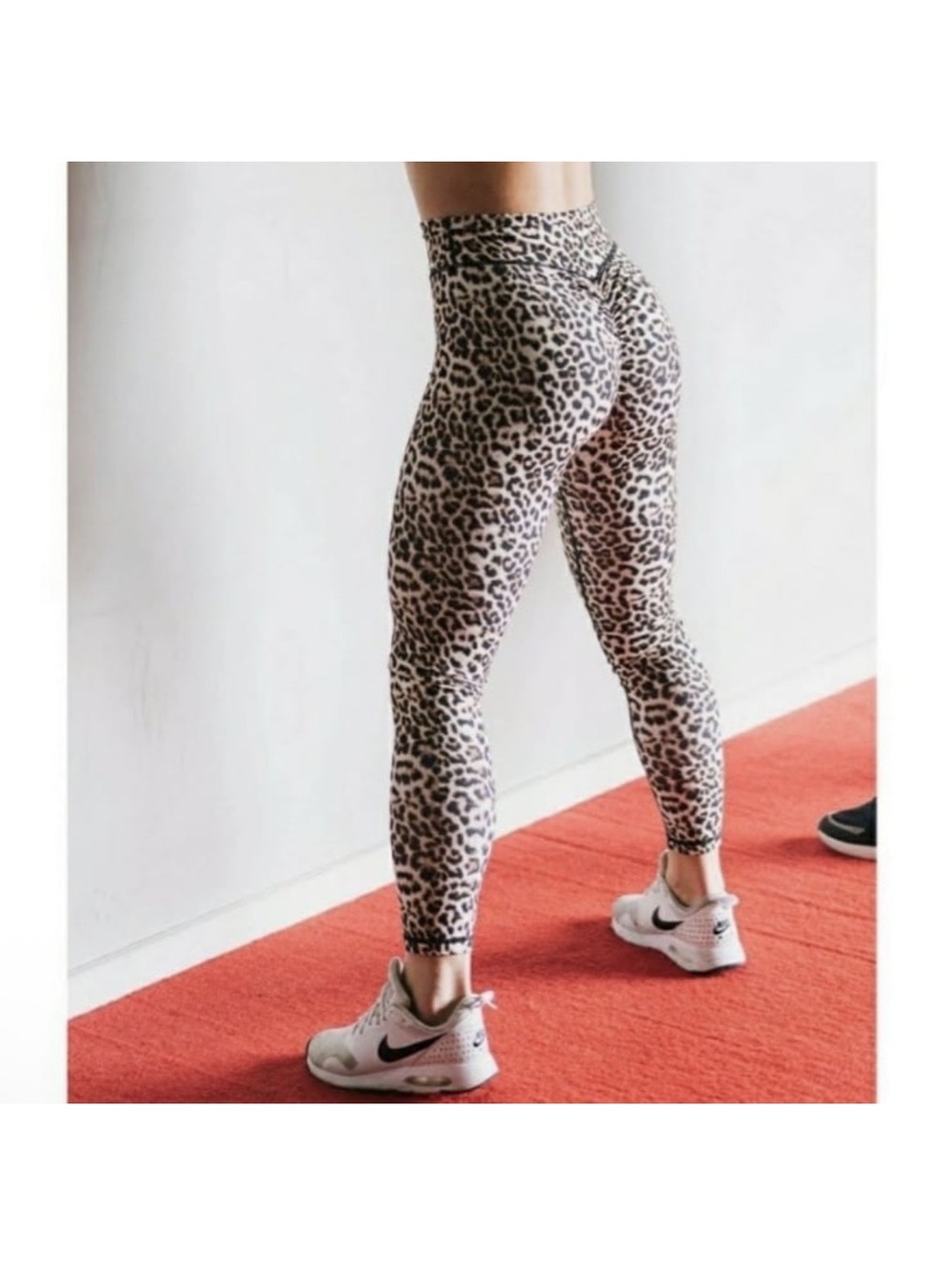 Zyia Active Leopard Scrunch Back High Waisted 7/8 Leggings Animal Print 8-10